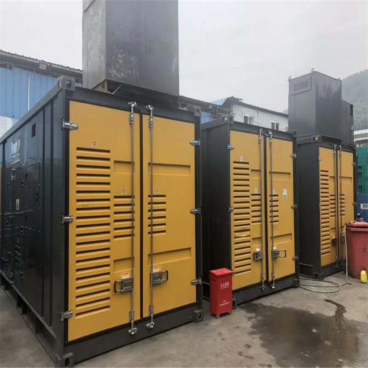 金川温度变化对不同类型欠压保护装置的可靠性影响有何差异？