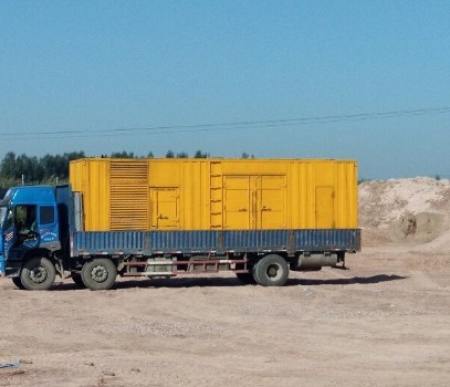 金川海拔3000m以上地区的变压器外绝缘距离应如何确定？