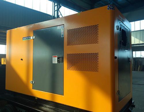 金川汽油发电机组电瓶电解液的密度应该保持在什么范围？